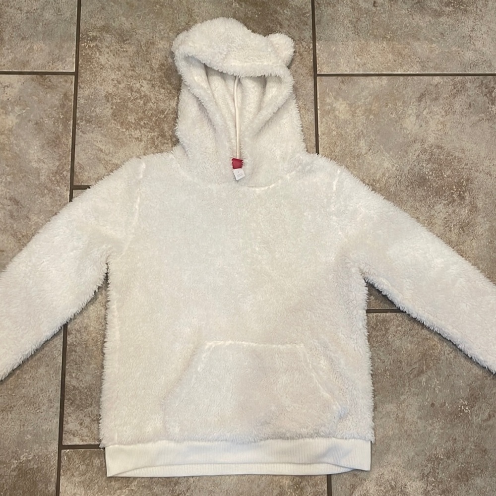 Fuzzy white hoodie